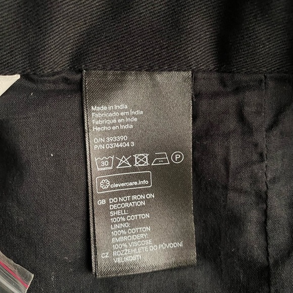 H&M Bloggers favorite Embroidered Beaded Fringe Mini Skirt Sz 10 Geometric Boho - Picture 10 of 11